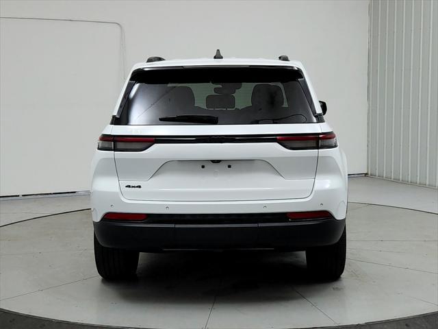 used 2023 Jeep Grand Cherokee car, priced at $30,862
