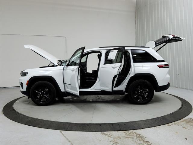 used 2023 Jeep Grand Cherokee car, priced at $30,862