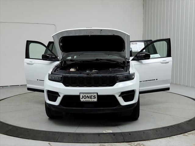 used 2023 Jeep Grand Cherokee car, priced at $30,862