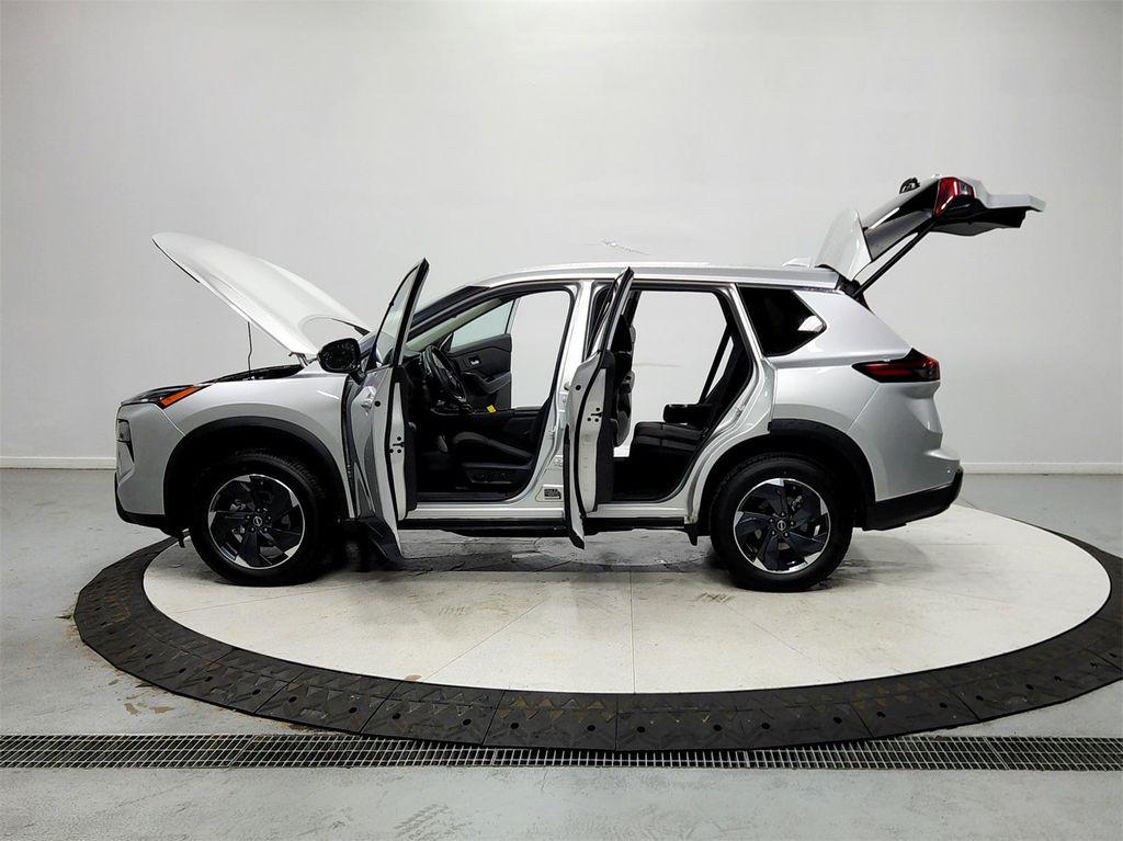 used 2024 Nissan Rogue car, priced at $23,125
