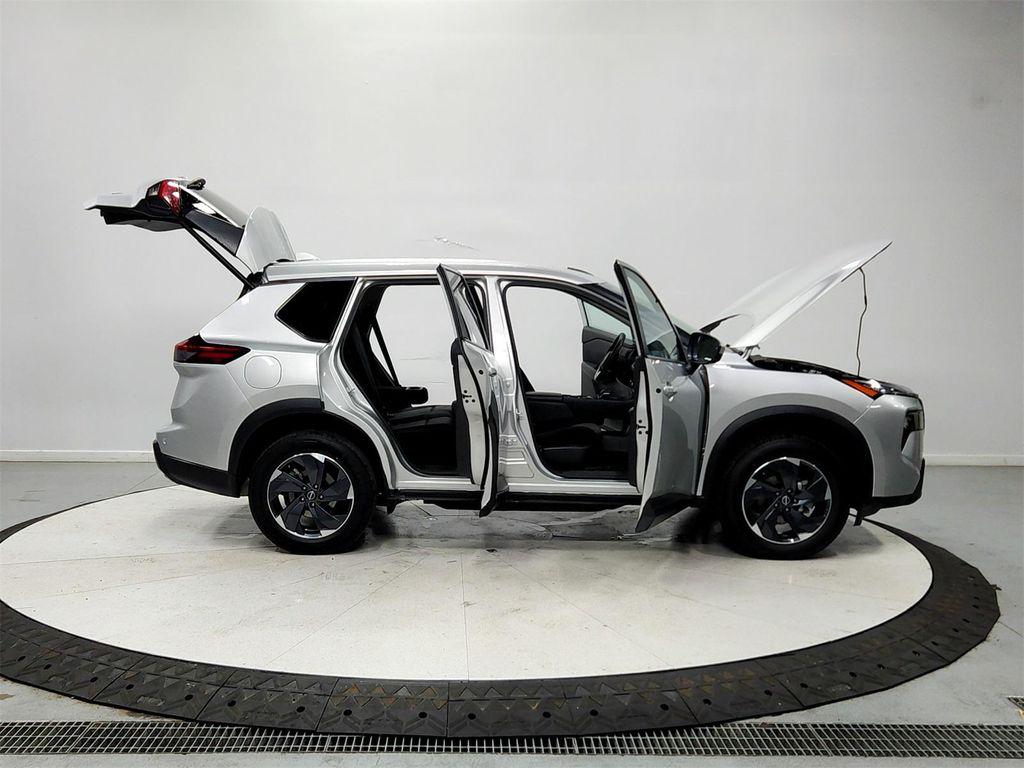 used 2024 Nissan Rogue car, priced at $23,125