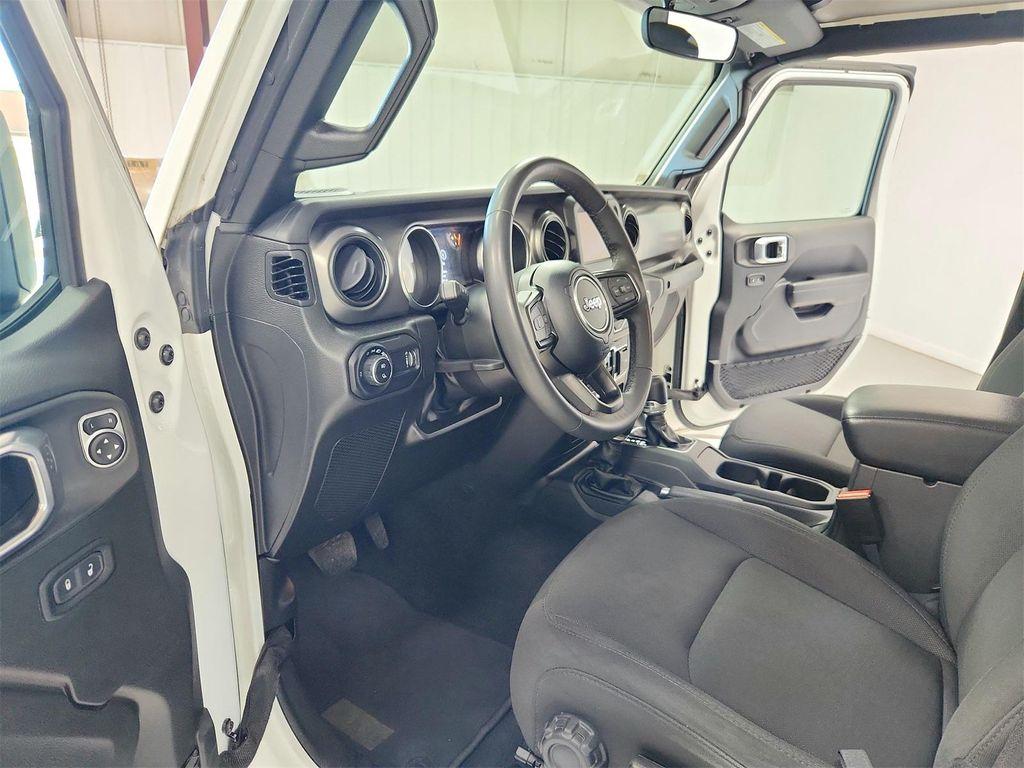 used 2023 Jeep Gladiator car, priced at $28,889