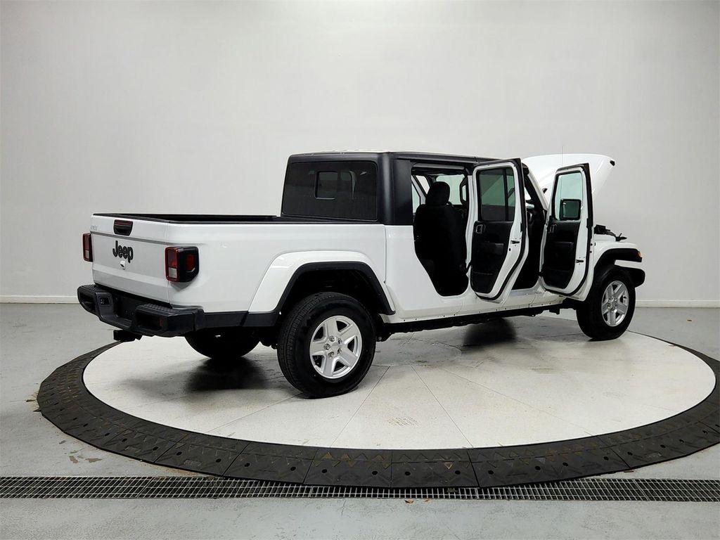 used 2023 Jeep Gladiator car, priced at $28,889