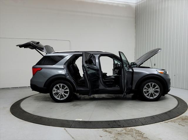 used 2024 Ford Explorer car, priced at $29,998