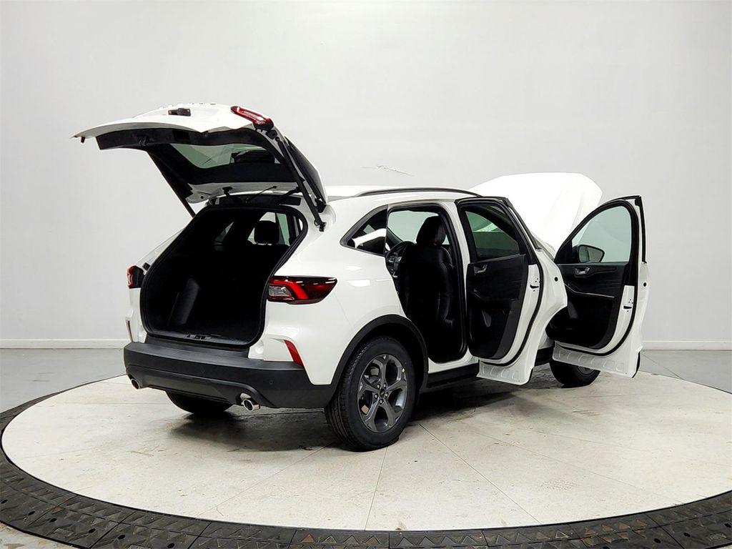 new 2026 Ford Escape car, priced at $32,631