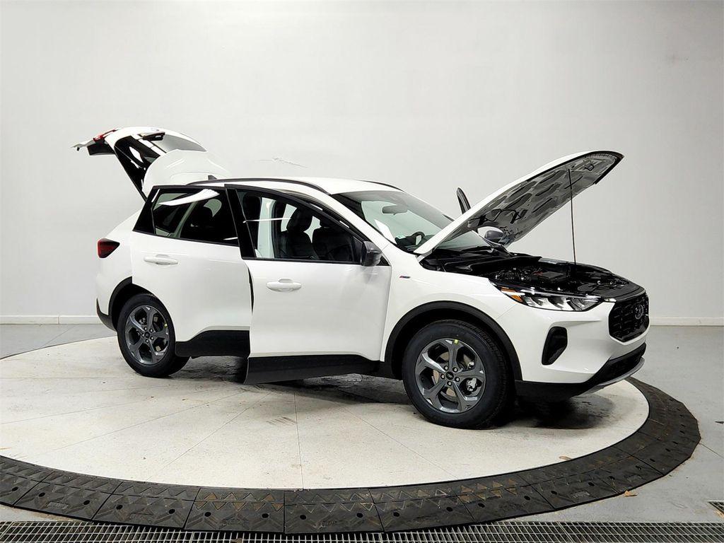 new 2026 Ford Escape car, priced at $32,631