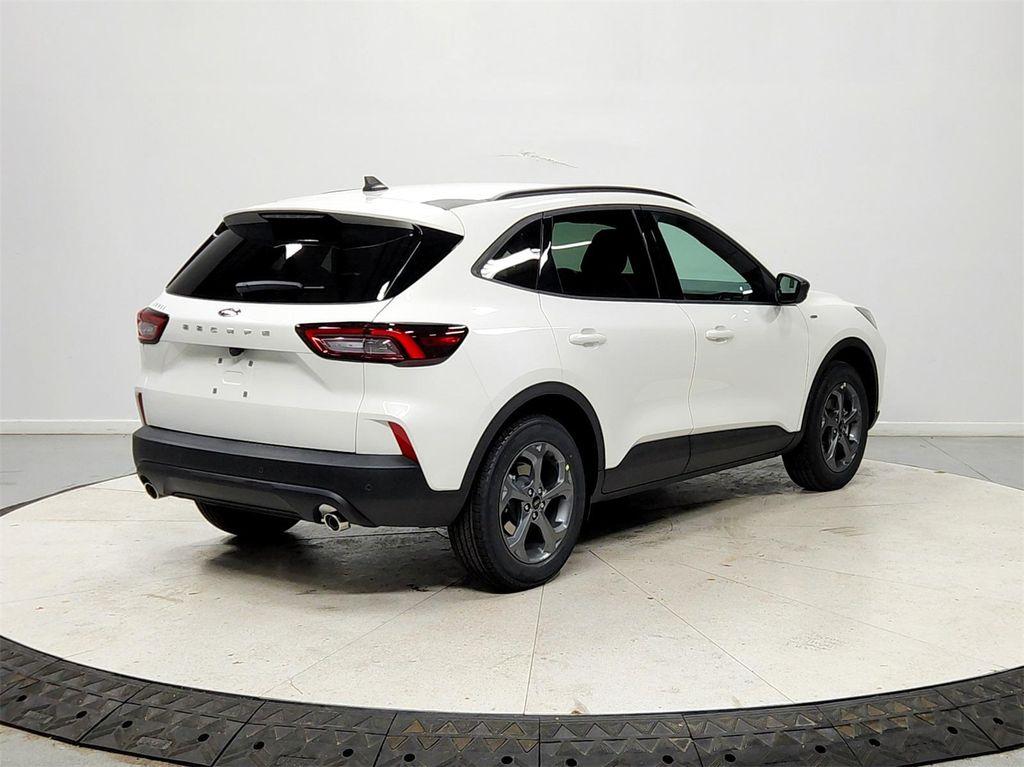 new 2026 Ford Escape car, priced at $32,631