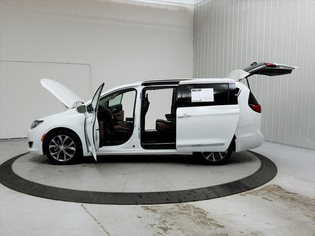 used 2019 Chrysler Pacifica car, priced at $25,537