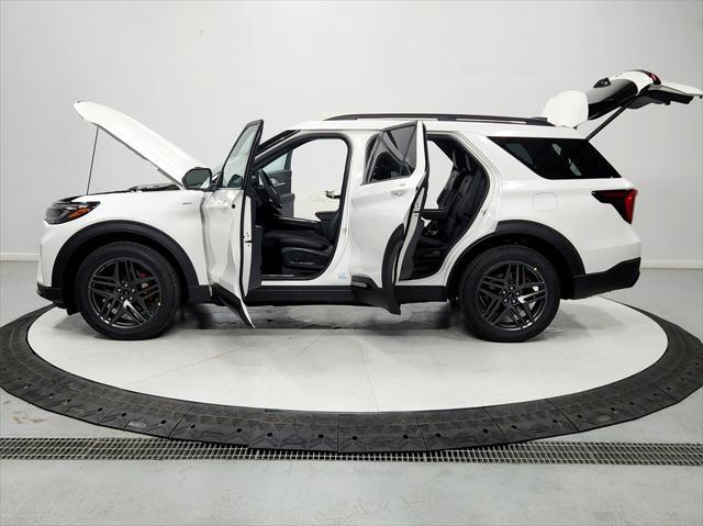 new 2025 Ford Explorer car, priced at $47,730