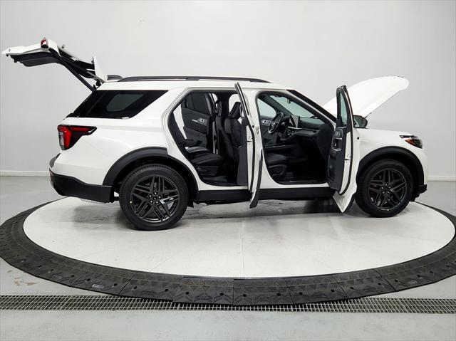 new 2025 Ford Explorer car, priced at $47,730