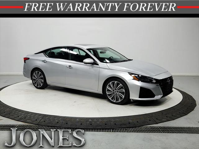 used 2023 Nissan Altima car, priced at $23,906