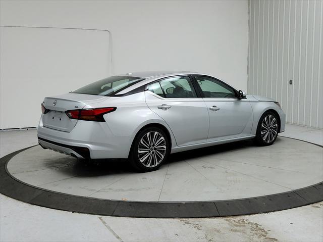 used 2023 Nissan Altima car, priced at $23,682