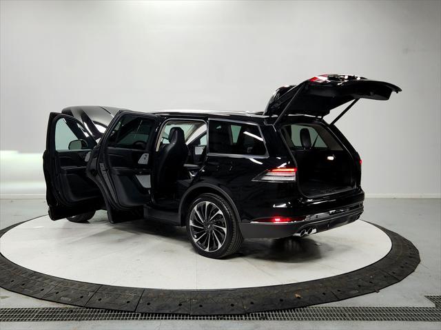 used 2024 Lincoln Aviator car, priced at $58,452