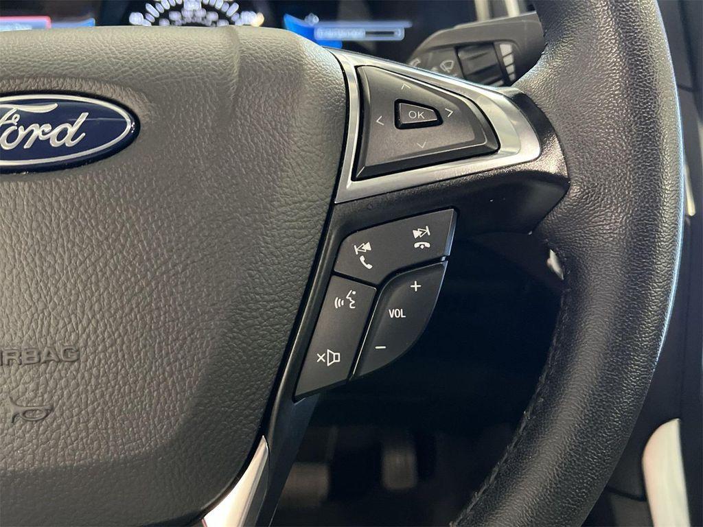 used 2024 Ford Edge car, priced at $25,714