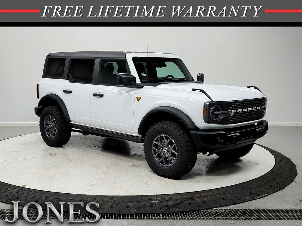 new 2025 Ford Bronco car, priced at $55,914