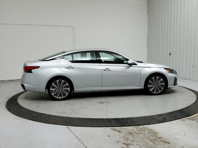 used 2023 Nissan Altima car, priced at $23,379