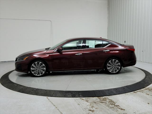 used 2023 Nissan Altima car, priced at $23,921