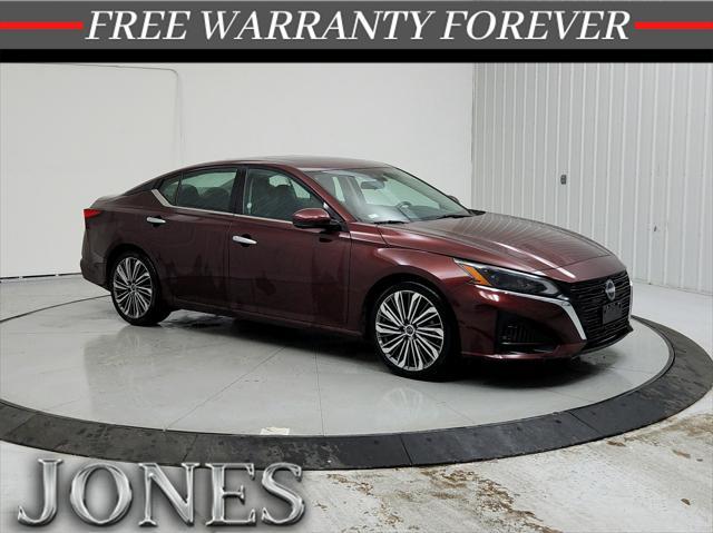 used 2023 Nissan Altima car, priced at $23,404