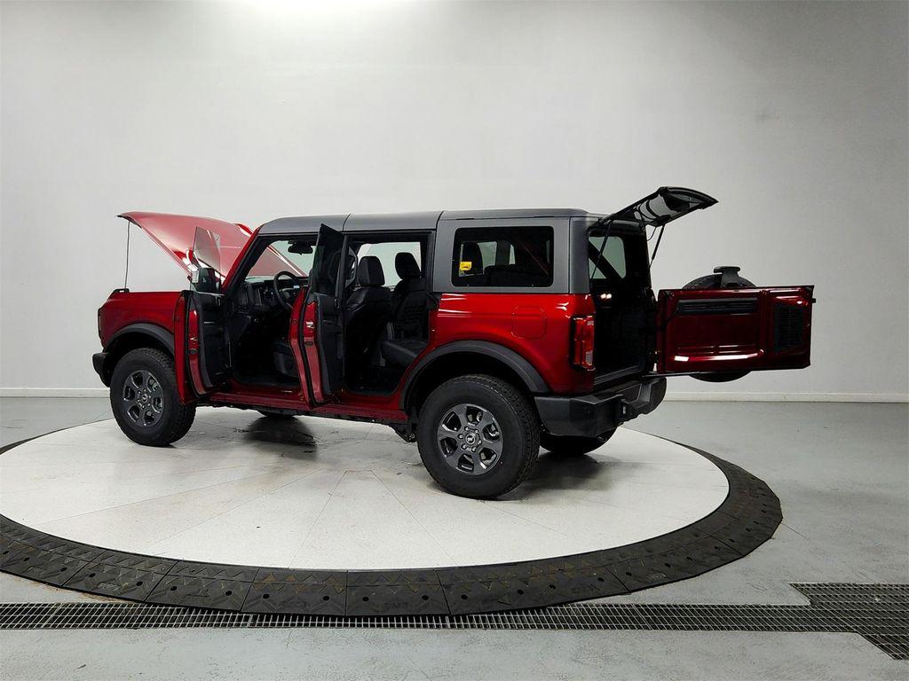 new 2025 Ford Bronco car, priced at $44,877