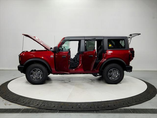 new 2025 Ford Bronco car, priced at $45,527