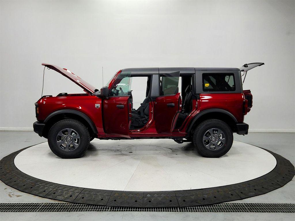 new 2025 Ford Bronco car, priced at $44,877