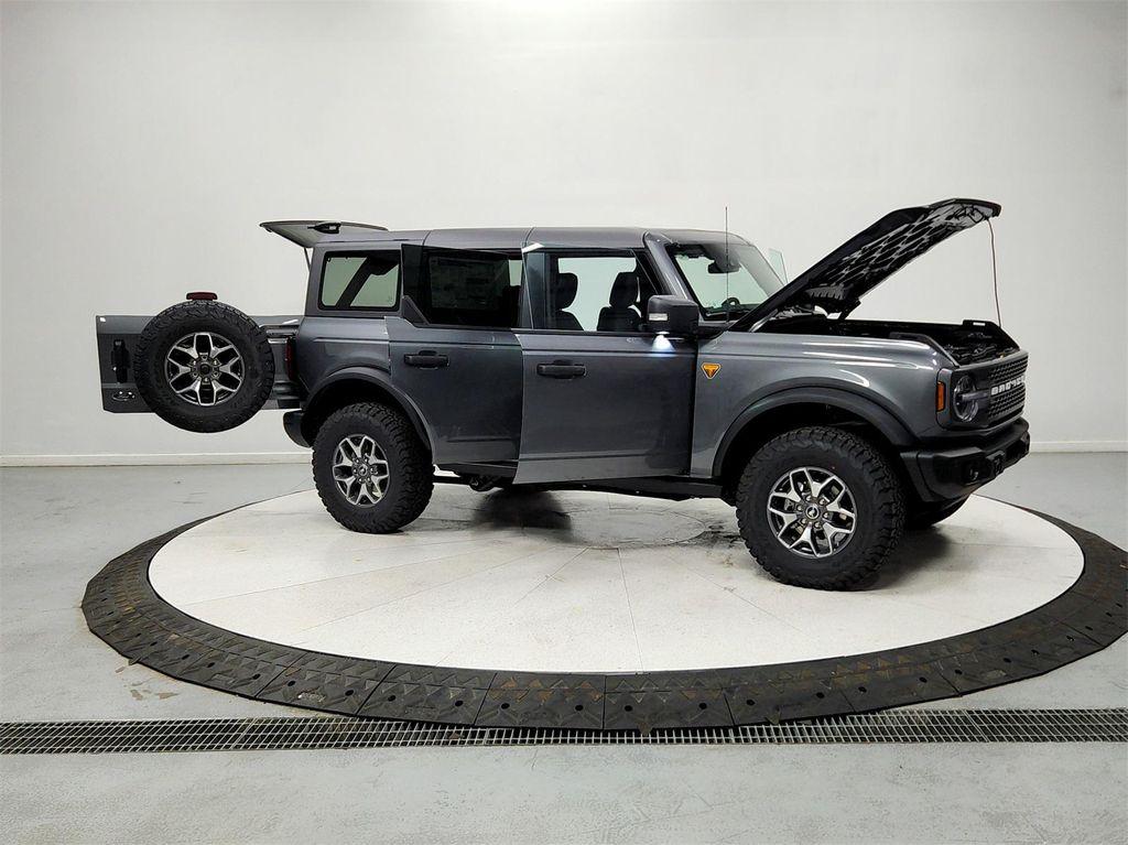 new 2025 Ford Bronco car, priced at $58,566