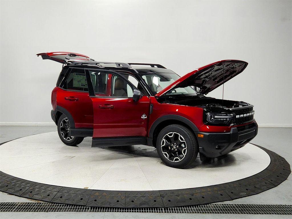 new 2025 Ford Bronco Sport car, priced at $38,093