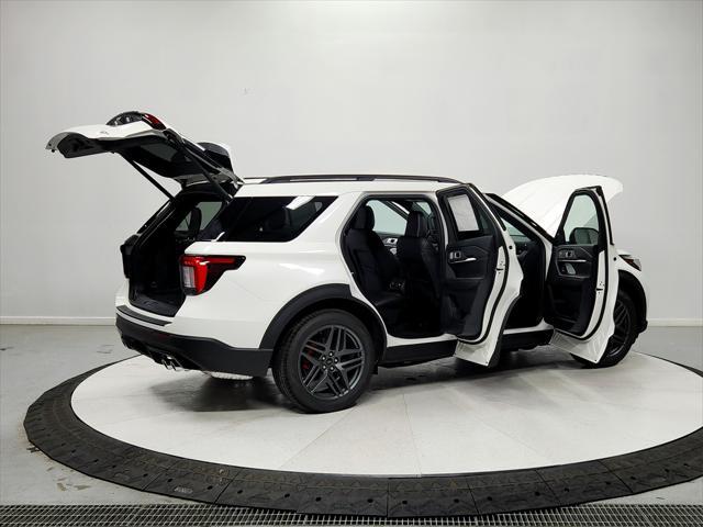 new 2025 Ford Explorer car, priced at $54,398