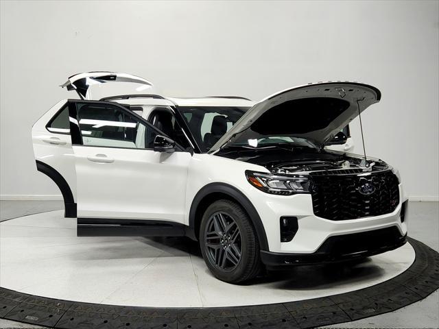 new 2025 Ford Explorer car, priced at $54,398