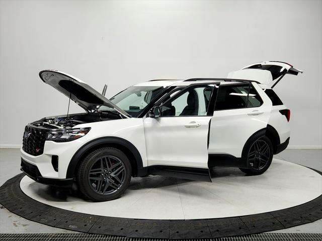 new 2025 Ford Explorer car, priced at $54,398