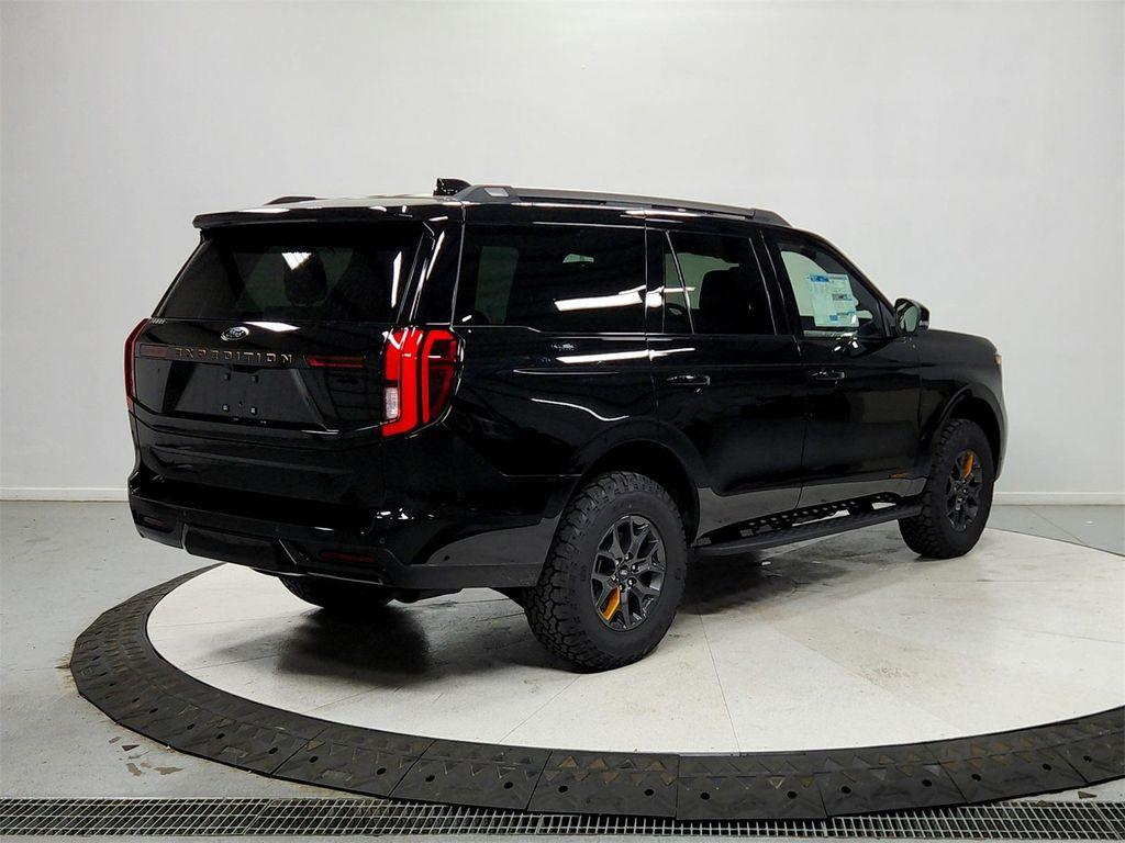 new 2025 Ford Expedition car, priced at $79,963