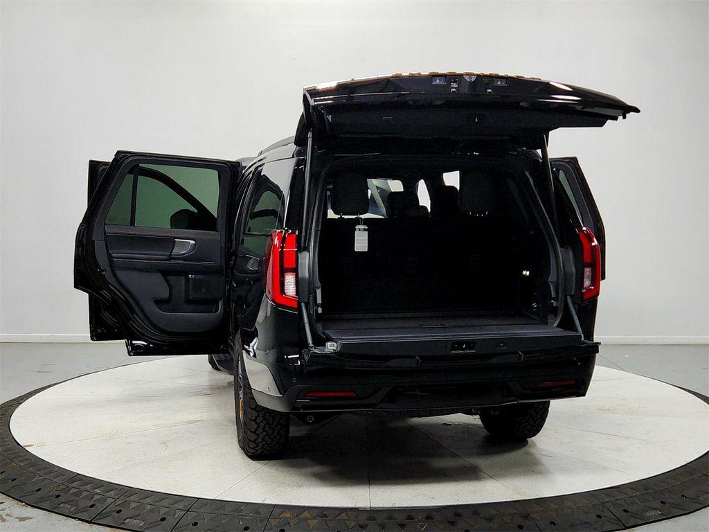 new 2025 Ford Expedition car, priced at $79,963