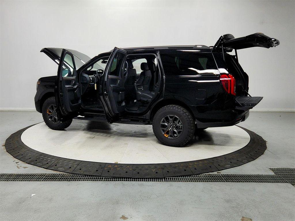 new 2025 Ford Expedition car, priced at $79,963