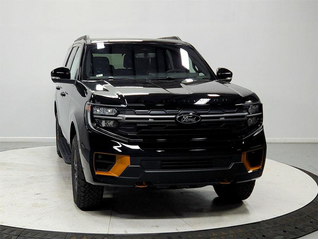 new 2025 Ford Expedition car, priced at $79,963