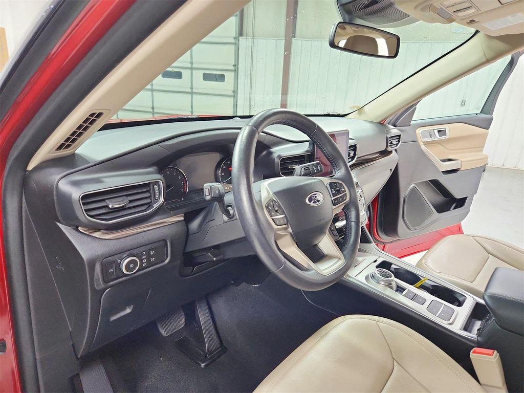 used 2024 Ford Explorer car, priced at $28,986