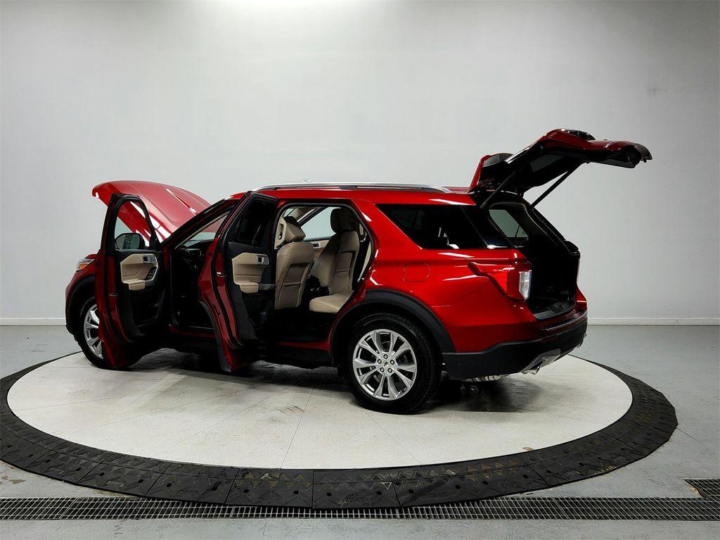 used 2024 Ford Explorer car, priced at $28,986