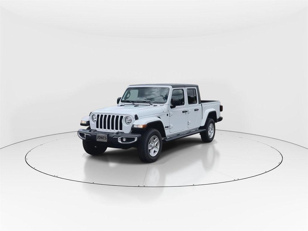 used 2023 Jeep Gladiator car, priced at $29,630