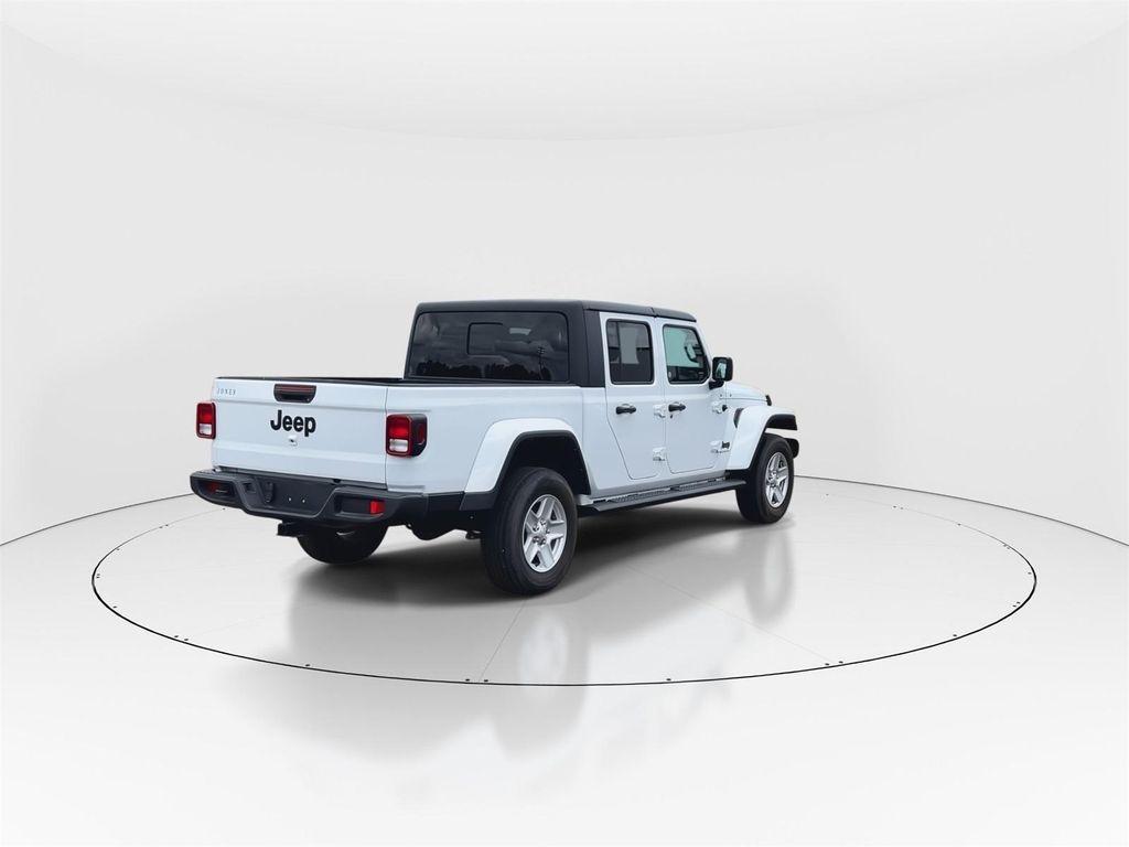 used 2023 Jeep Gladiator car, priced at $29,630