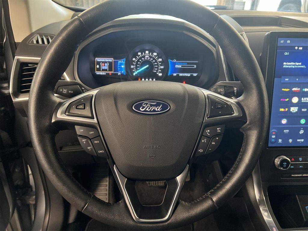 used 2024 Ford Edge car, priced at $25,301