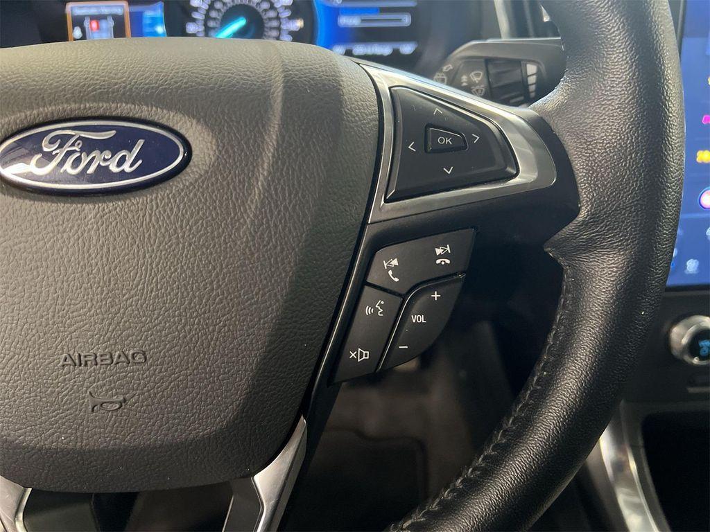 used 2024 Ford Edge car, priced at $25,301