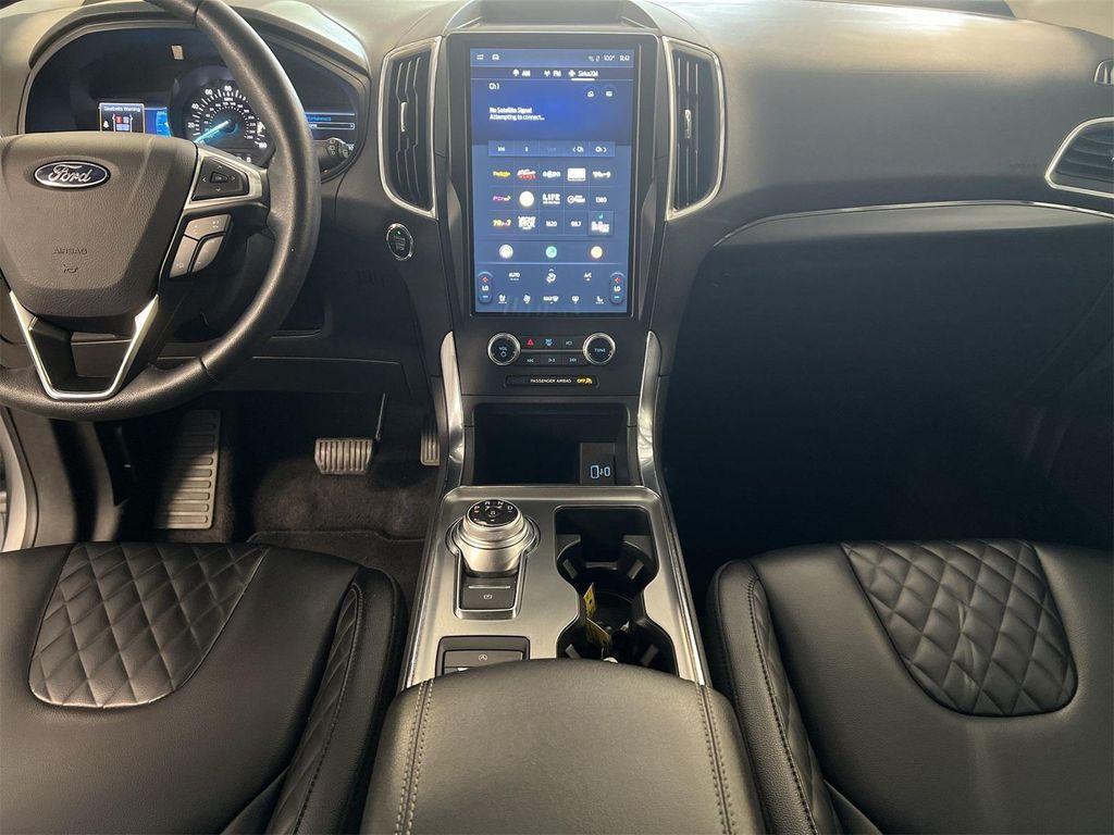 used 2024 Ford Edge car, priced at $25,301