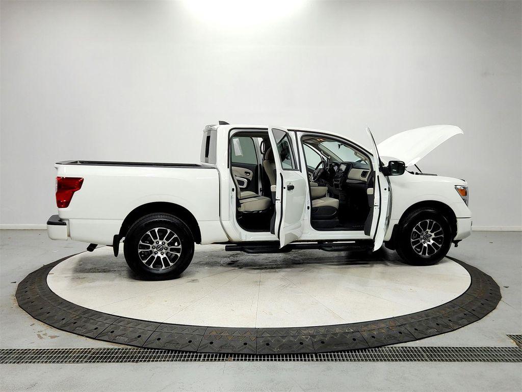 used 2023 Nissan Titan car, priced at $27,189