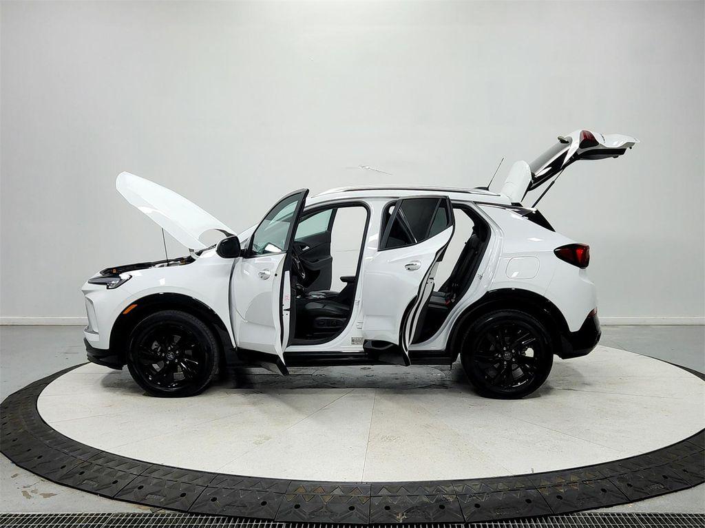 used 2024 Buick Encore GX car, priced at $21,979