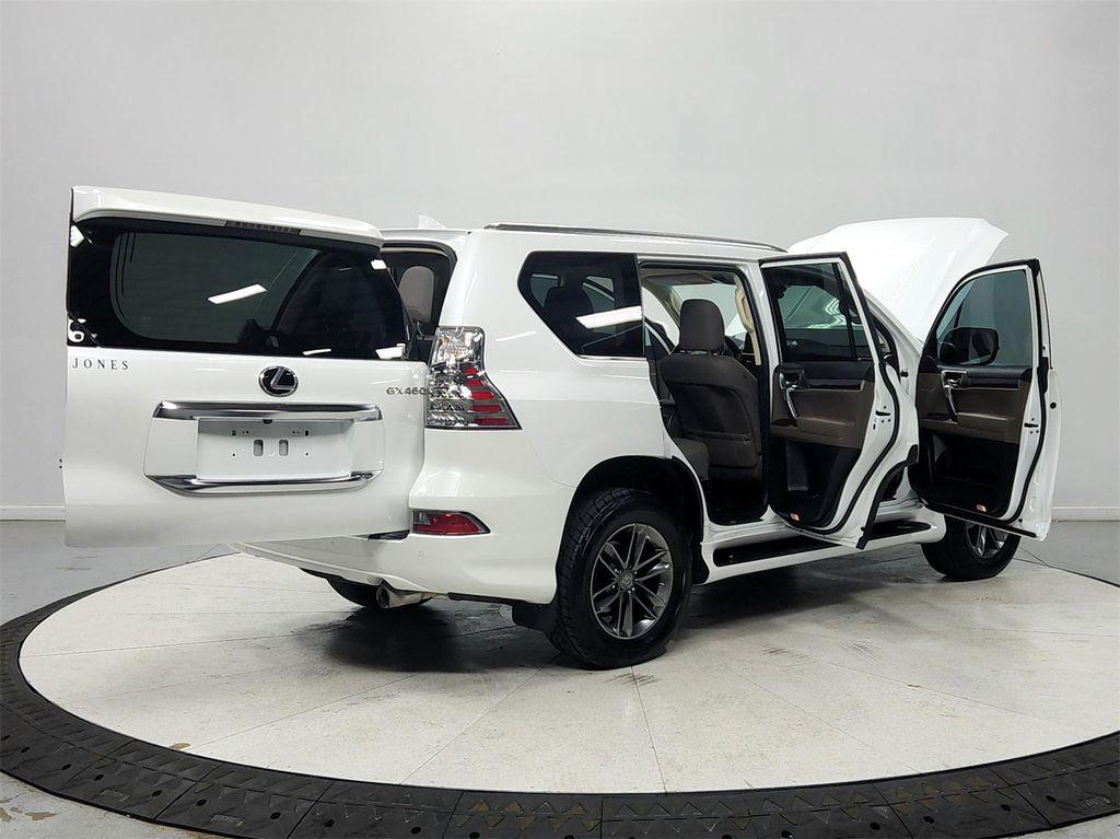used 2022 Lexus GX 460 car, priced at $45,855