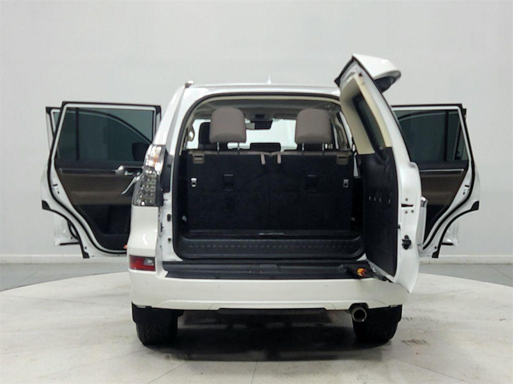 used 2022 Lexus GX 460 car, priced at $45,855