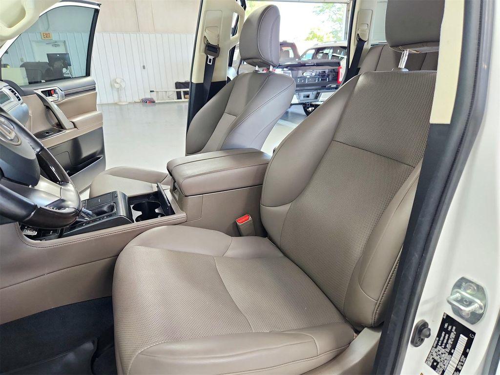 used 2022 Lexus GX 460 car, priced at $45,855
