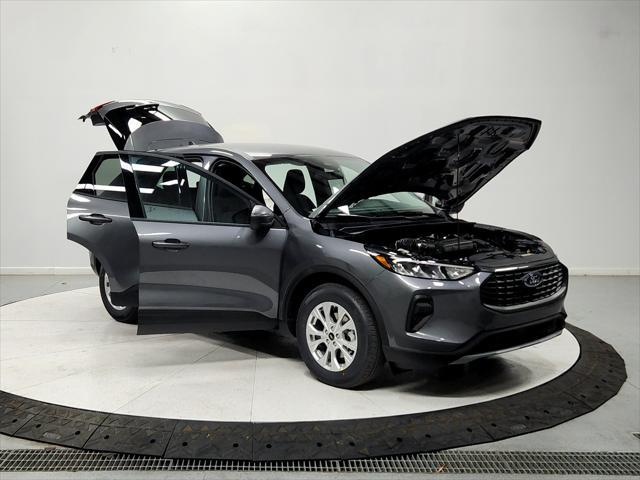 new 2025 Ford Escape car, priced at $27,432