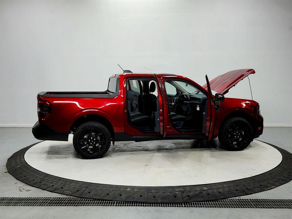 new 2025 Ford Maverick car, priced at $33,532