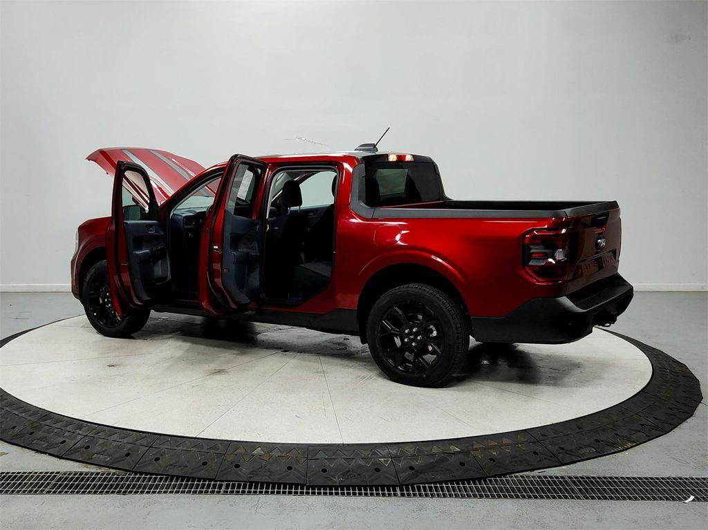 new 2025 Ford Maverick car, priced at $33,532