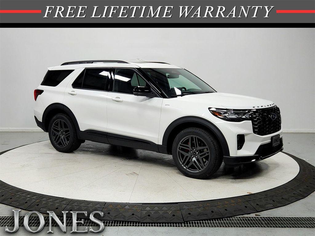 new 2025 Ford Explorer car, priced at $50,555